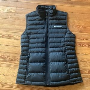 NWOT COLUMBIA VEST